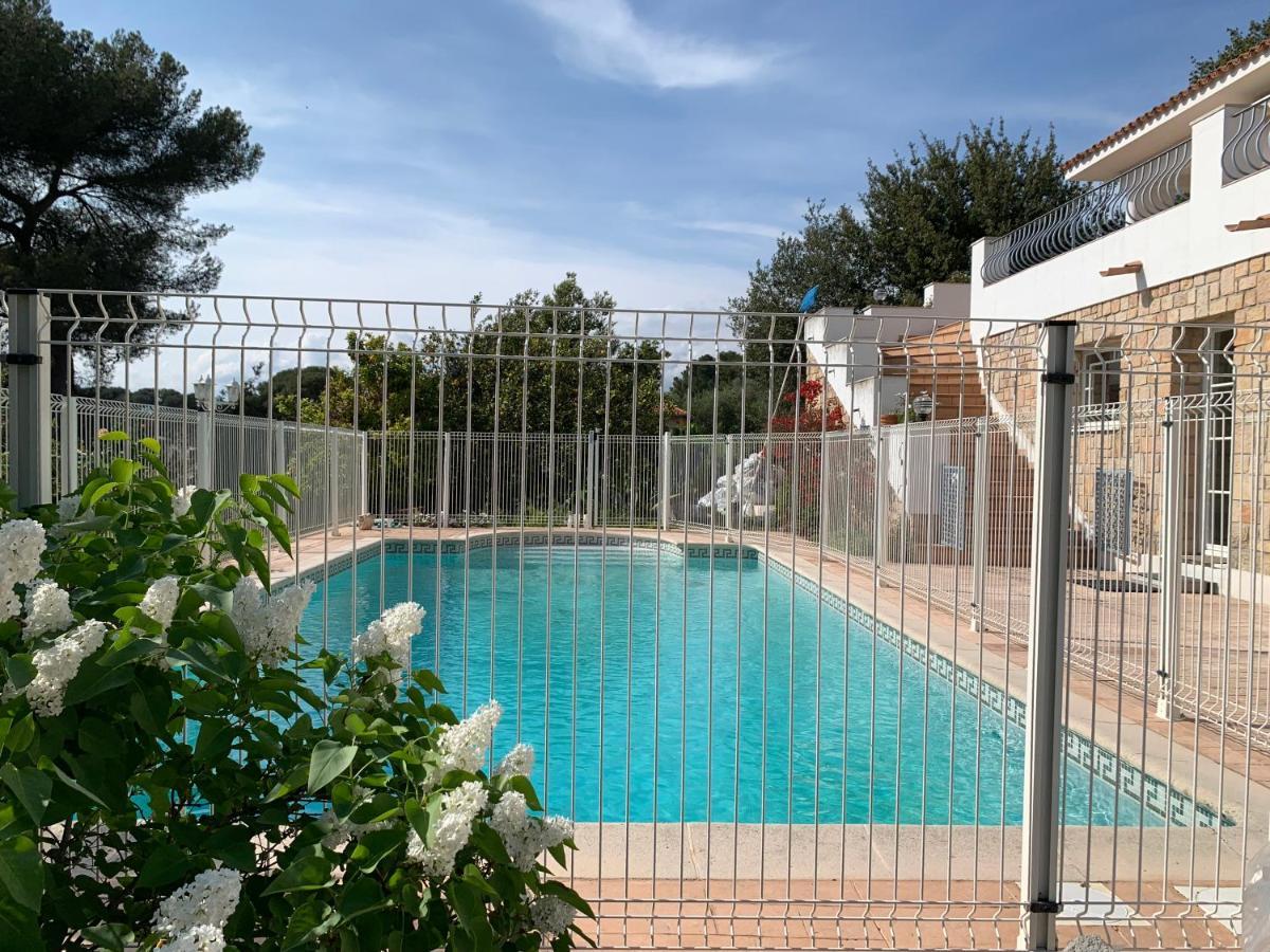 Maison De Dans La Brise Des Pins Hébergement de vacances Le Cannet